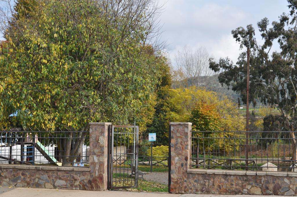 Apartamento Turistico La Ribera Del Marco Caces Rum bild
