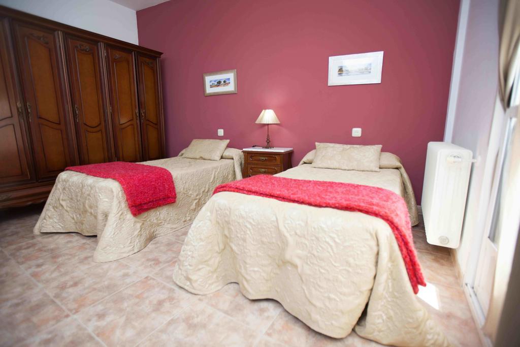 Apartamento Turistico La Ribera Del Marco Caces Rum bild
