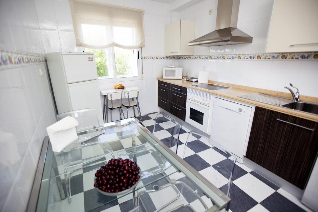 Apartamento Turistico La Ribera Del Marco Caces Exteriör bild