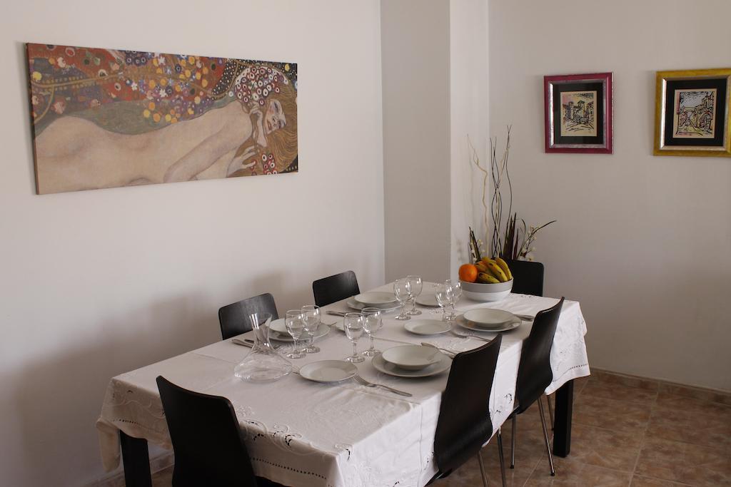 Apartamento Turistico La Ribera Del Marco Caces Rum bild